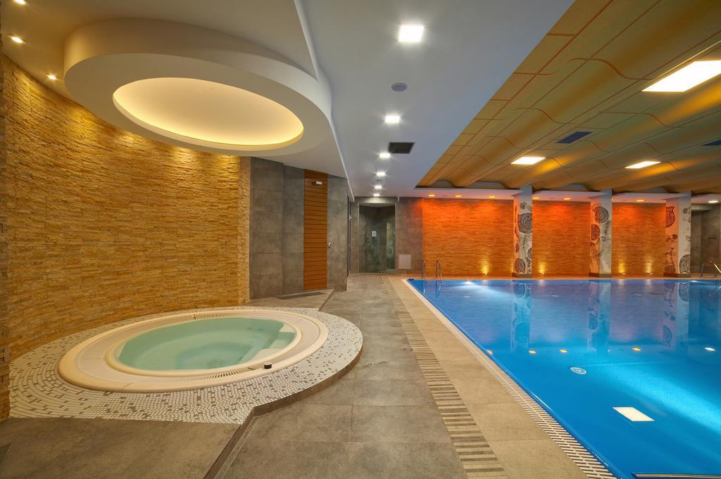 Hotel Perla Bieszczadow Geovita Чарна Экстерьер фото