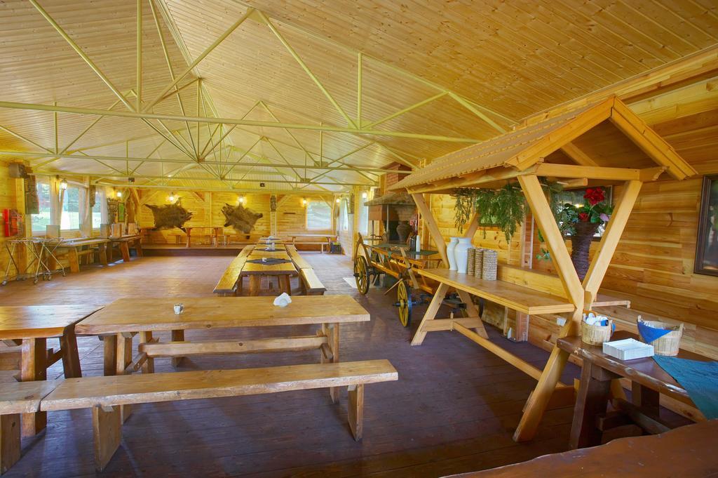Hotel Perla Bieszczadow Geovita Чарна Экстерьер фото