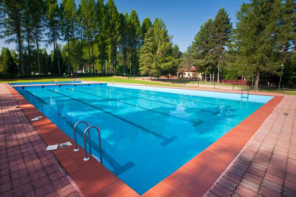 Hotel Perla Bieszczadow Geovita Чарна Экстерьер фото