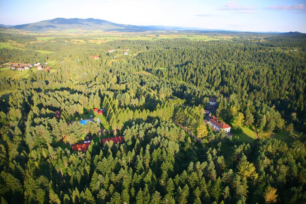 Hotel Perla Bieszczadow Geovita Чарна Экстерьер фото