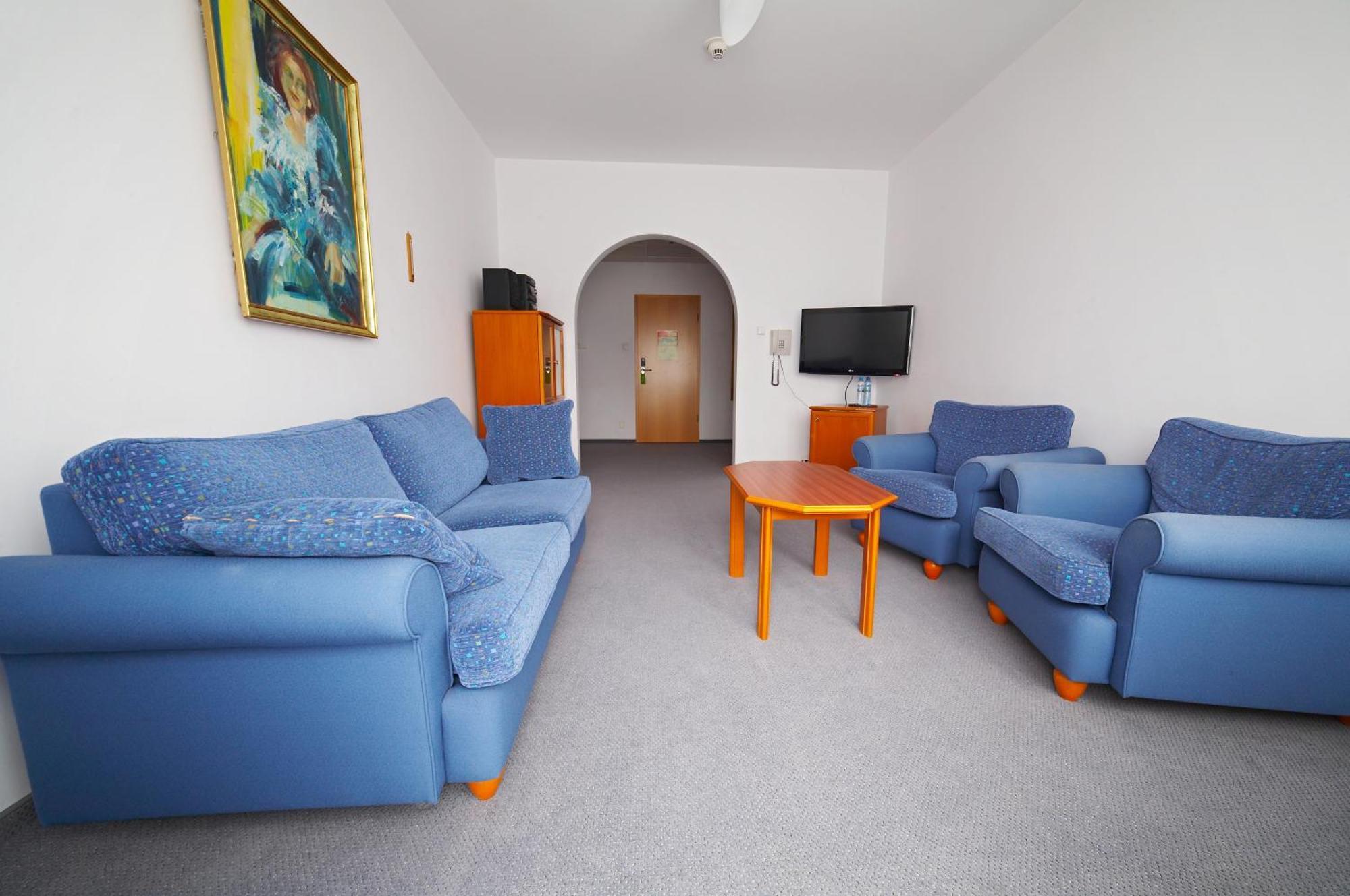 Hotel Perla Bieszczadow Geovita Чарна Экстерьер фото